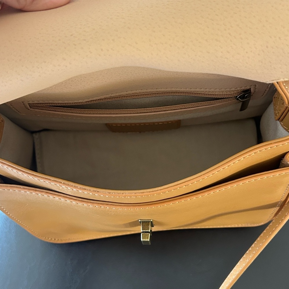 Elegant tan Shoulder Bag - Picture 8 of 14